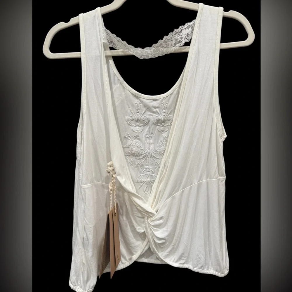 POL Ivory Lace Embroidered Twist Front Tank | Boho Cottagecore Top S - Picture 3 of 4